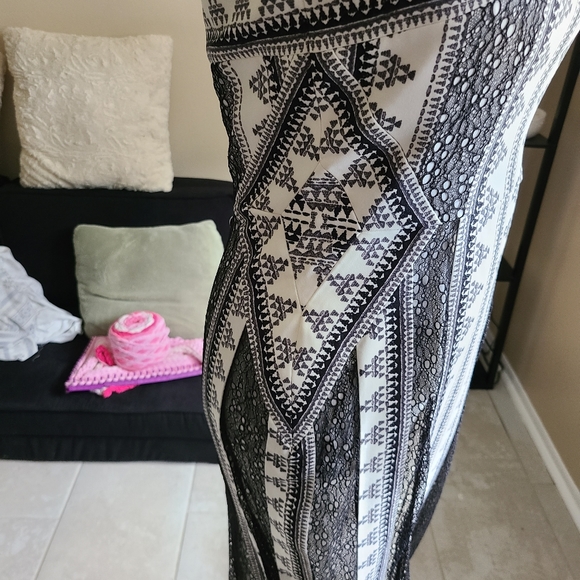 Dress - Picture 2 of 5